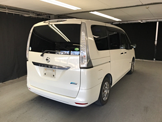NISSAN SERENA 2013