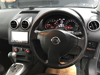 NISSAN DUALIS 2010