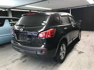 NISSAN DUALIS 2010