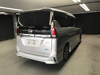 NISSAN SERENA 2017