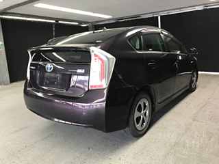 TOYOTA PRIUS 2012