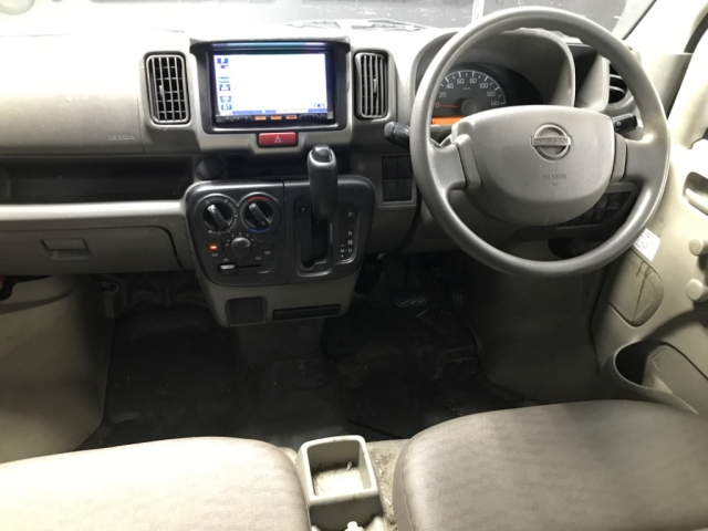 NISSAN CLIPPER VAN 2017