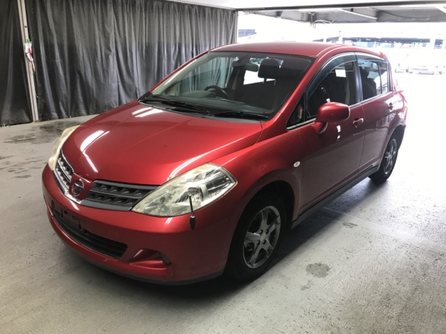 NISSAN TIIDA 2009