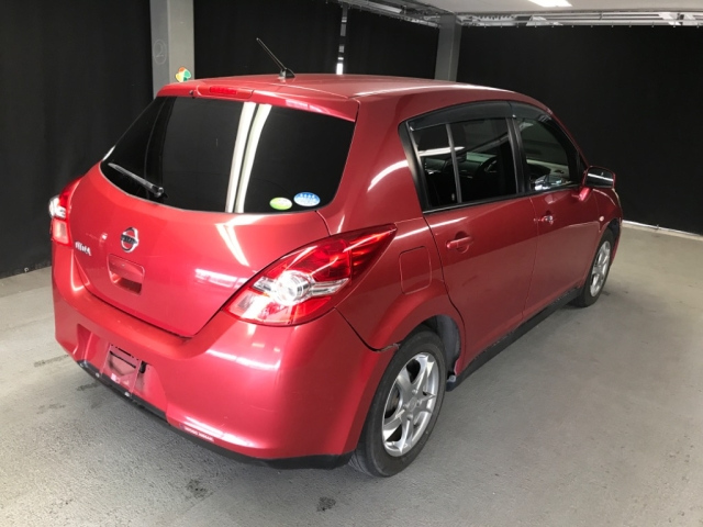 NISSAN TIIDA 2009