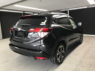 HONDA VEZEL 2015