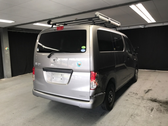 NISSAN NV200 2018