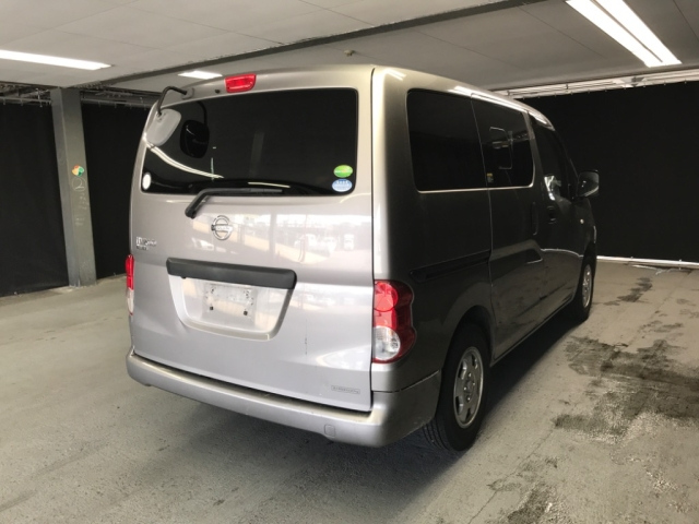 NISSAN NV200 2015