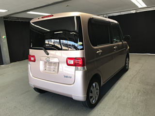 DAIHATSU TANTO 2010