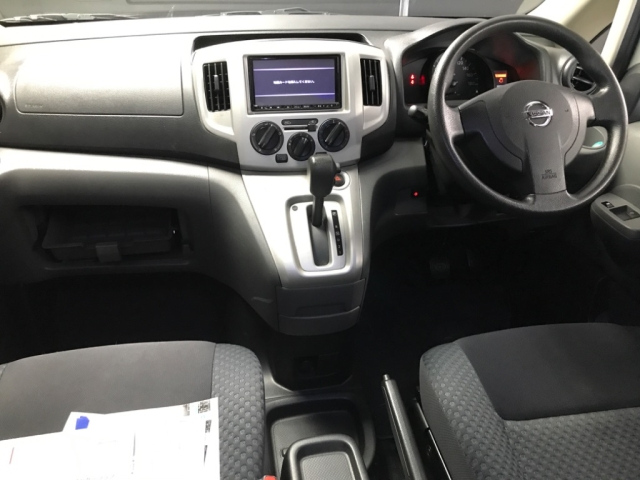 NISSAN NV200 2020