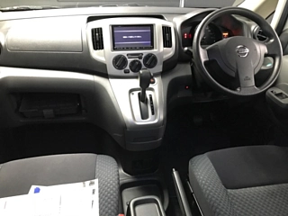 NISSAN NV200 2020