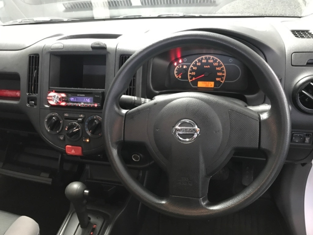 NISSAN AD 2021