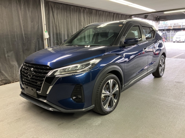 NISSAN KIX 2021