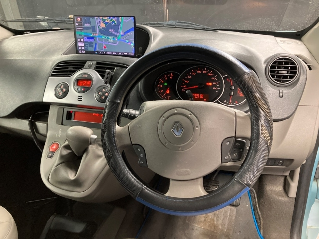 RENAULT KANGOO 2011