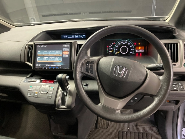 HONDA STEP WAGON 2012