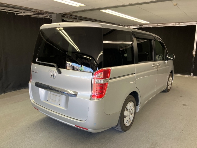 HONDA STEP WAGON 2012