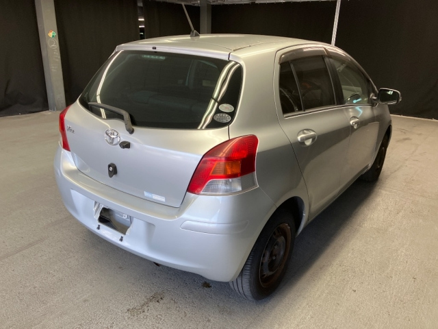 TOYOTA VITZ 2008
