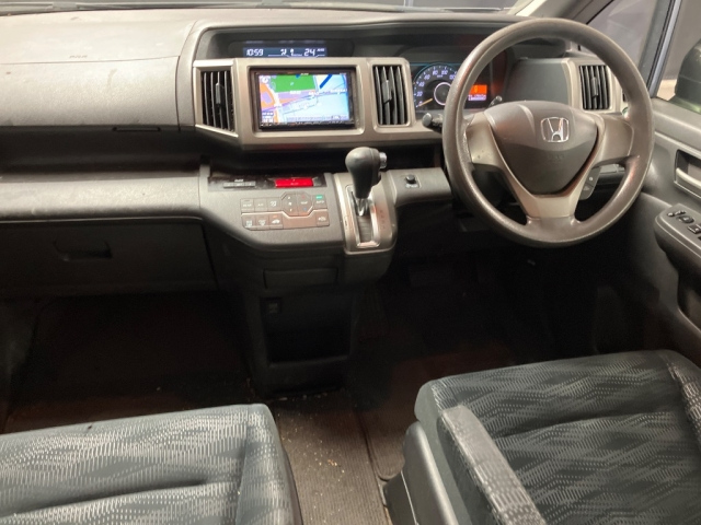 HONDA STEP WAGON 2014