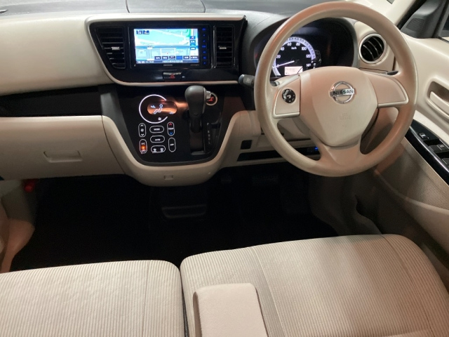 NISSAN DAYZ ROOX 2019