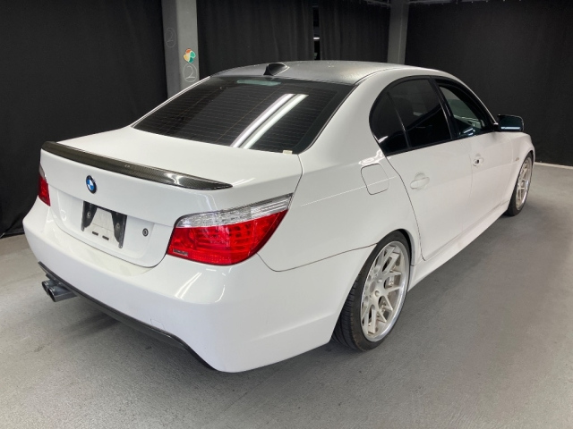 BMW 5 SERIES 2009