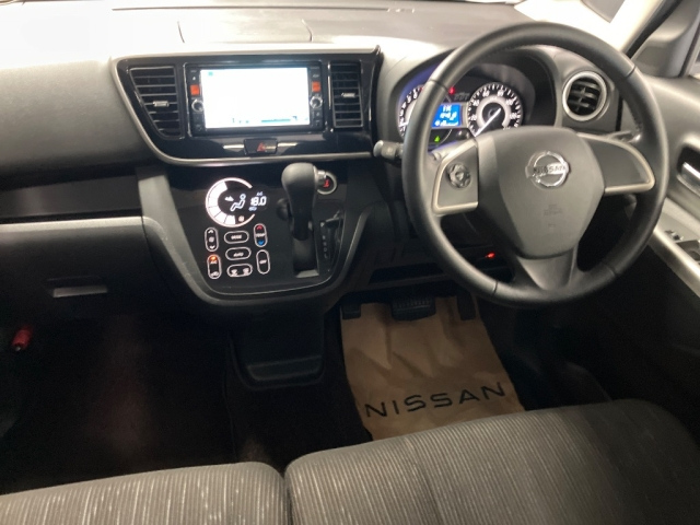 NISSAN DAYZ ROOX 2015