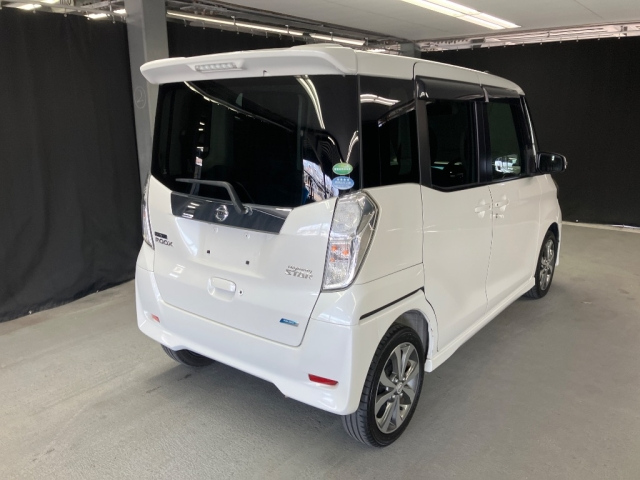 NISSAN DAYZ ROOX 2015