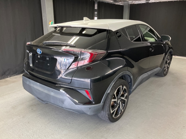 TOYOTA C-HR 2017