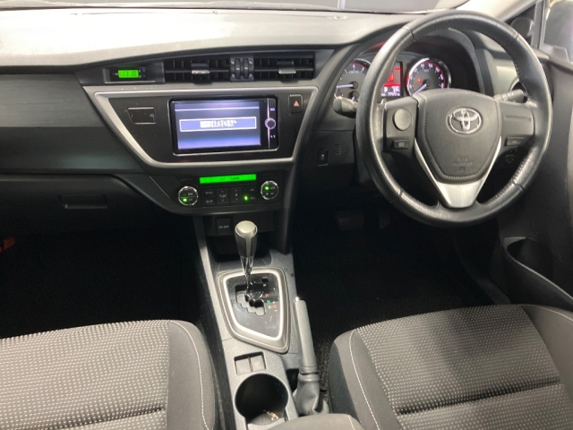 TOYOTA AURIS 2014