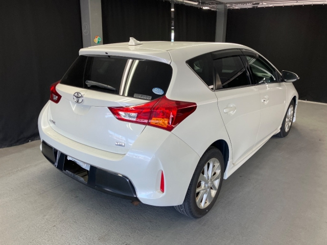TOYOTA AURIS 2014