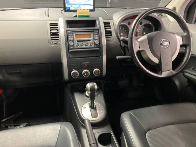 NISSAN X-TRAIL 2009