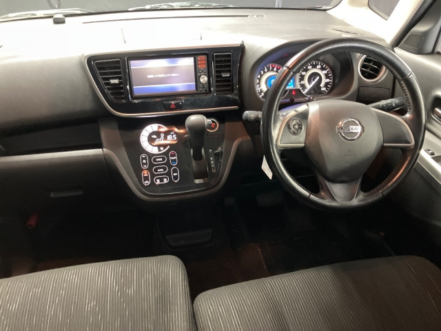 NISSAN DAYZ ROOX 2014