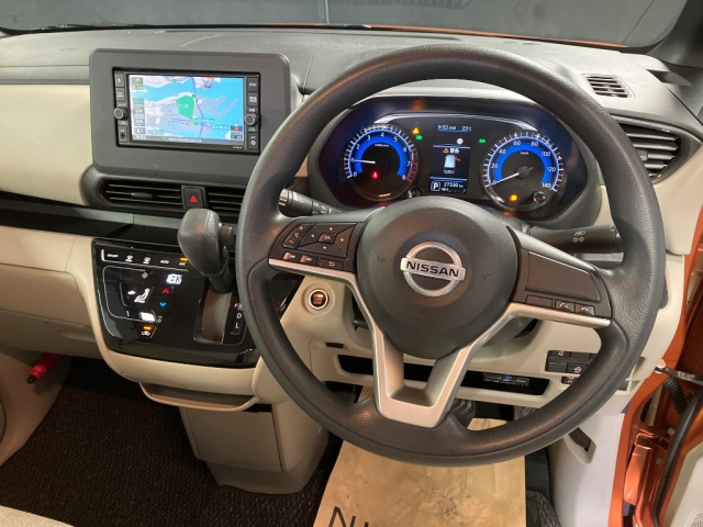 NISSAN ROOX 2020