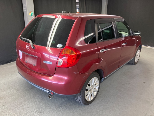 MAZDA VERISA 2011