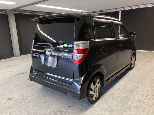 HONDA ZEST 2009