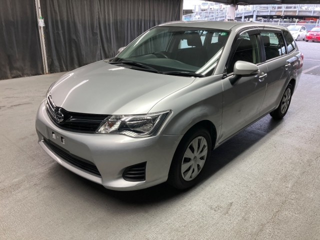 TOYOTA COROLLA FIELDER 2013