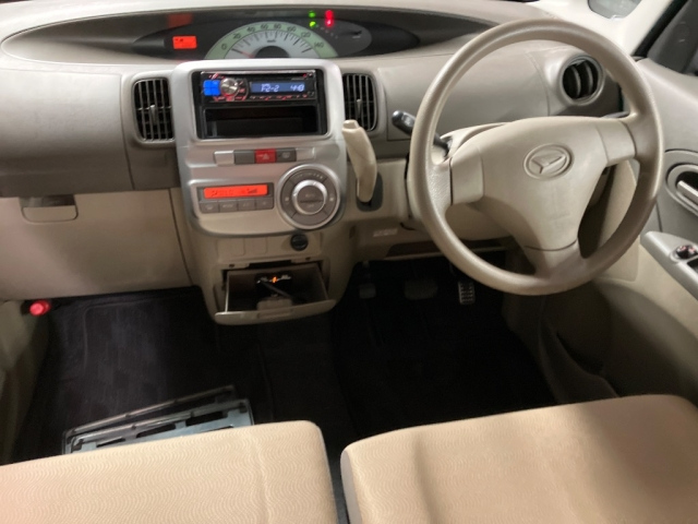 DAIHATSU TANTO 2009