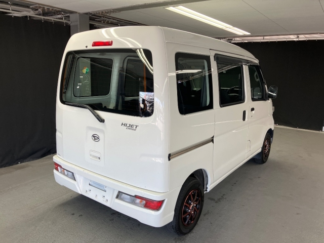 DAIHATSU HIJET VAN 2018