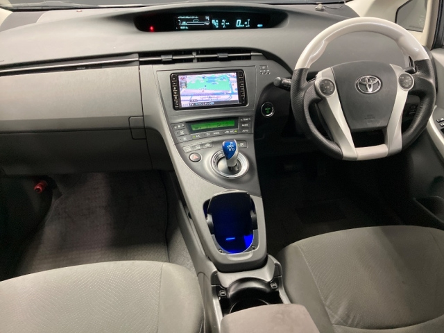 TOYOTA PRIUS 2010