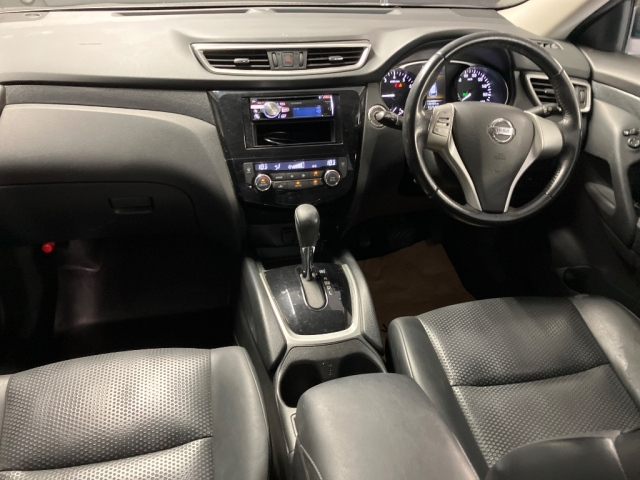 NISSAN X-TRAIL 2014
