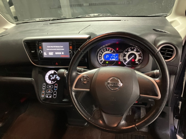 NISSAN DAYZ ROOX 2014