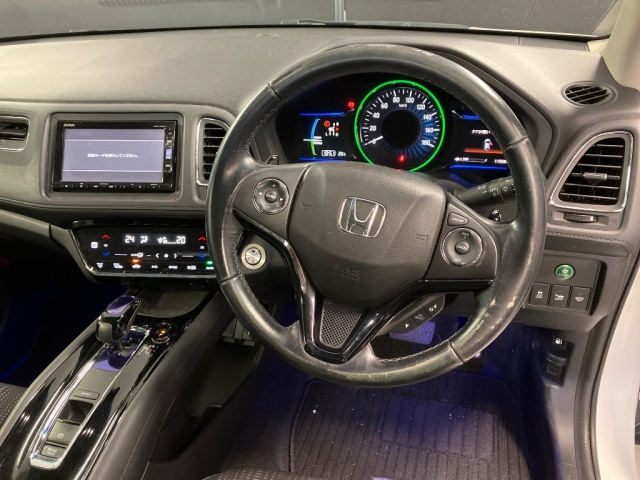 HONDA VEZEL 2015
