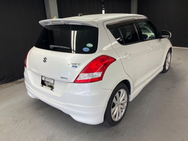 SUZUKI SWIFT 2016