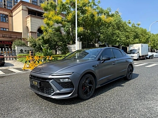 Заказать HYUNDAI SONATA