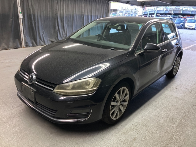 VOLKSWAGEN GOLF 2014
