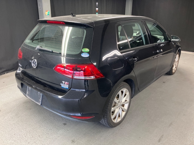 VOLKSWAGEN GOLF 2014