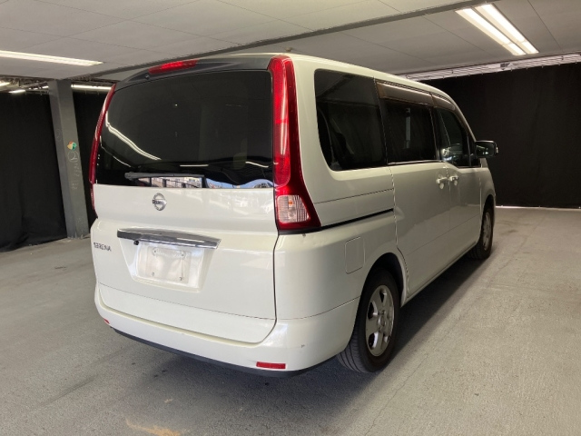 NISSAN SERENA 2009