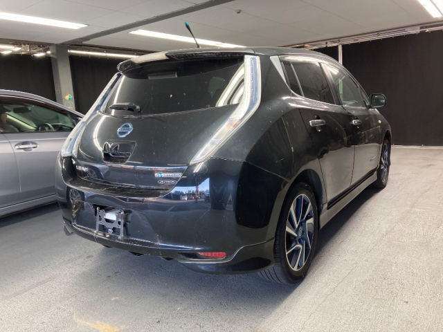 NISSAN LEAF 2014