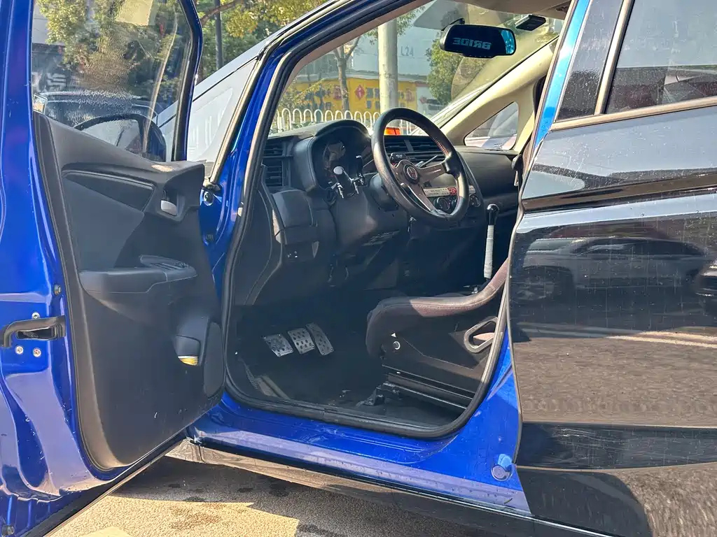 HONDA FIT 2016