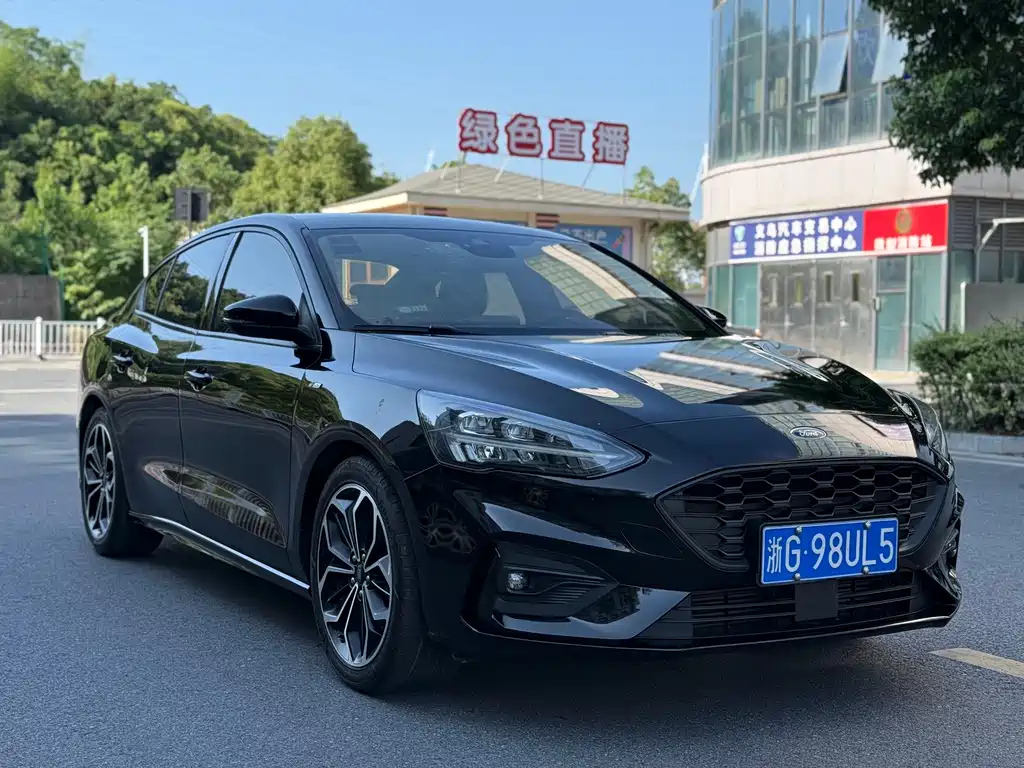 FORD FOCUS 2020
