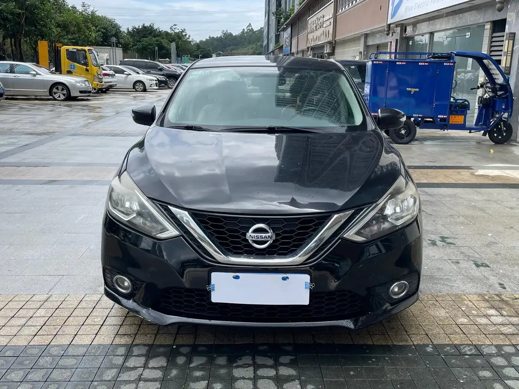 NISSAN SYLPHY 2018