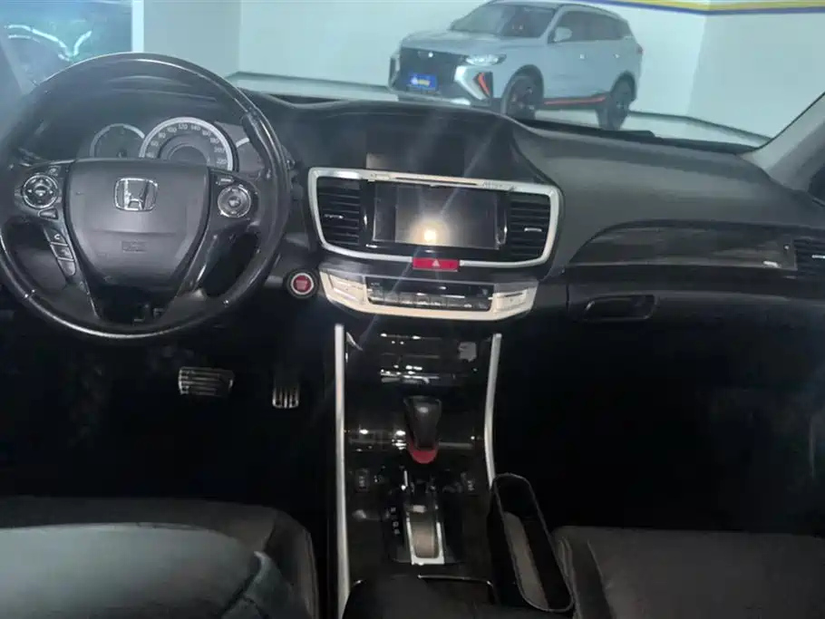 HONDA ACCORD 2015